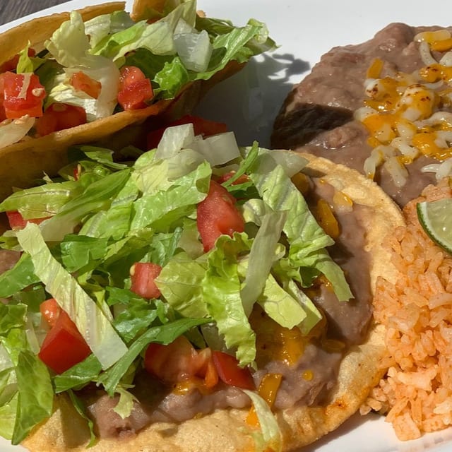 TACO-TOSTADA COMBINATION.